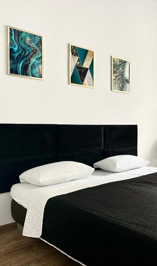 Charming Apartment In The City Center ワルシャワ エクステリア 写真