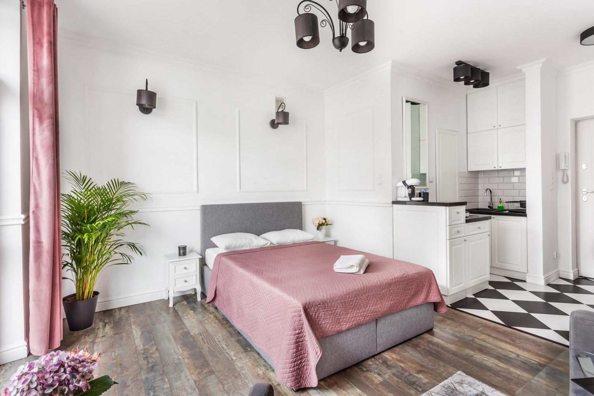 Charming Apartment In The City Center ワルシャワ エクステリア 写真