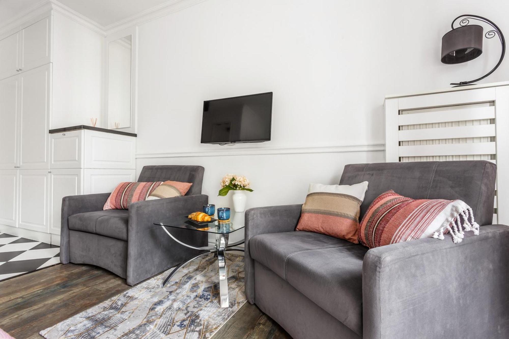 Charming Apartment In The City Center ワルシャワ エクステリア 写真